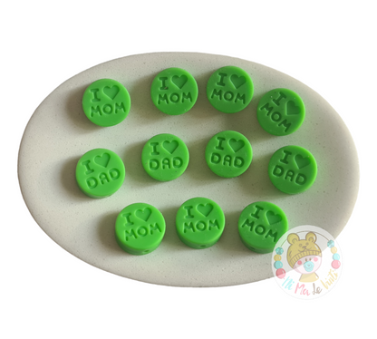 Silicone I love Mom /Dad 18mm beads
